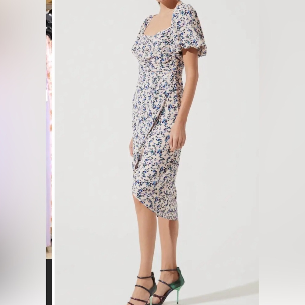 Astr The Label Floral Rouched Square Neck Bubble Sleeve Midi Dress Size M - Picture 7 of 7